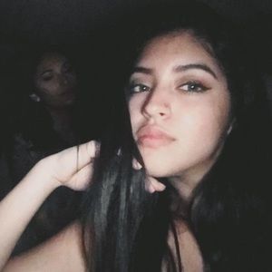 Meet your Posher, Alma